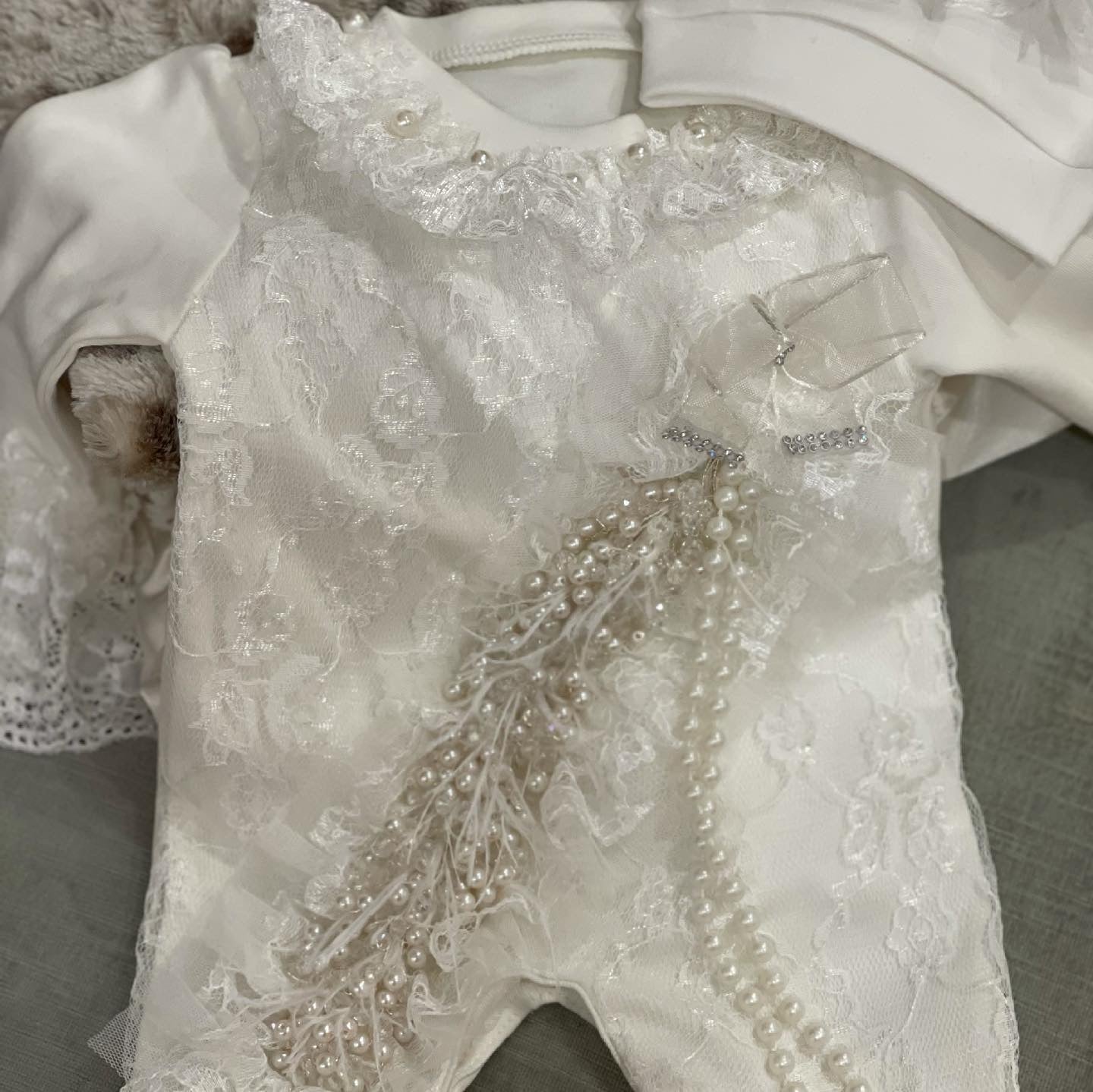 Antique White Pearl Footie